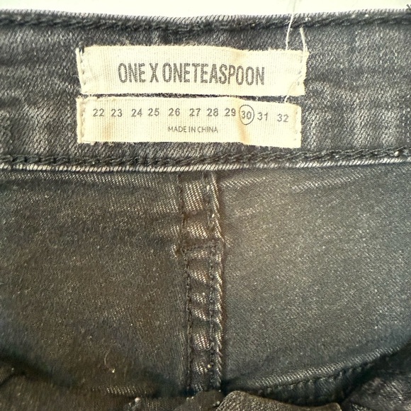 One Teaspoon Harlets Black High Rise Long Rise Fitted Twisted Cuff Hem Size 30 - Picture 5 of 9